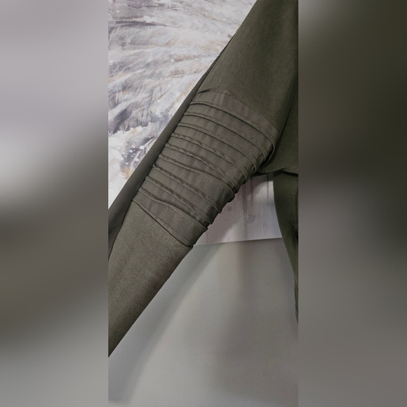 Puma Hoodie - Picture 11 of 13